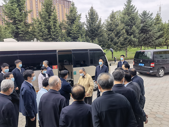 推動中醫(yī)藥事業(yè)發(fā)展振興，全國人大常委會執(zhí)法檢查組蒞臨奇正調(diào)研指導(dǎo)